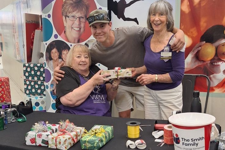 liz-at-christmas-2025-wrapping