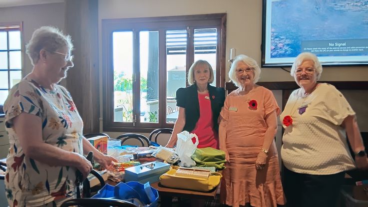 trading-table-with-ann-jan-pat-and-helen