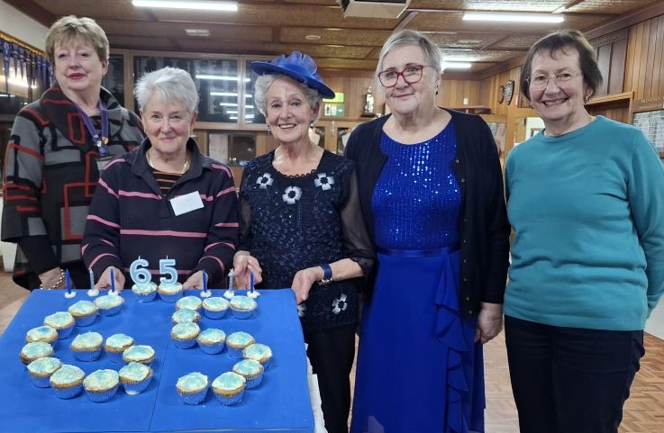 2025-cupcakes-at-castlemaine