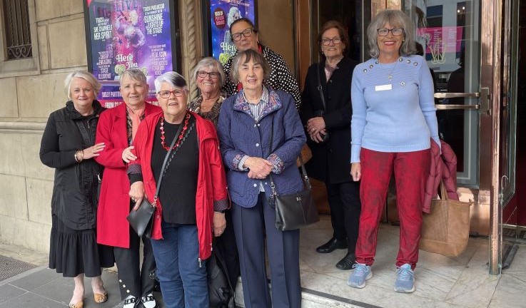 2025-outing-to-dolly-parton-musical