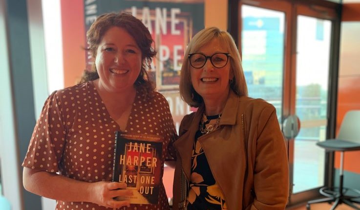 author-jane-harper-with-president-victoria