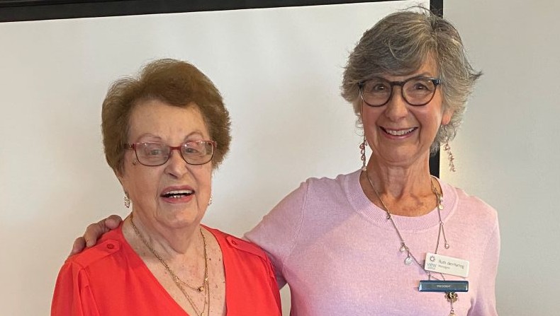 betty-receives-30yr-pin-from-pres-ruth